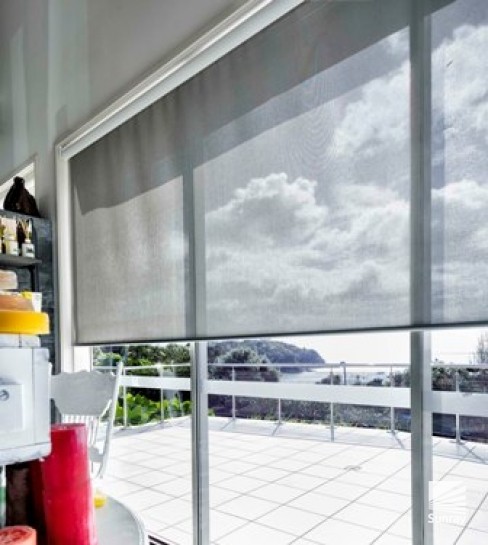 Roller Blind lo res